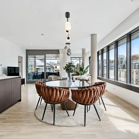 شقة Elegant 2br With Balcony In Haute Center