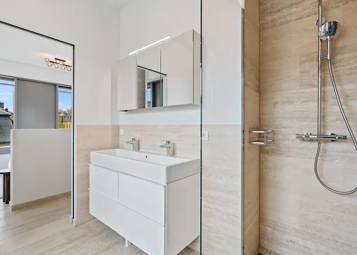 Elegant 2br With Balcony In Haute Center شقة لوكسمبورغ