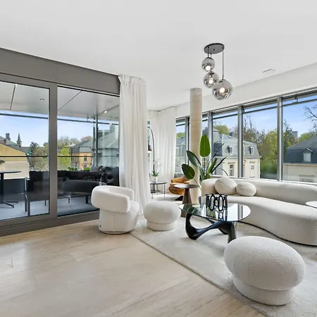 Elegant 2br With Balcony In Haute Center לוקסמבורג