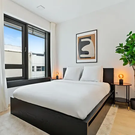 Elegant 2br With Balcony In Haute Center Apartman