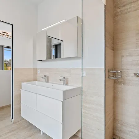 Elegant 2br With Balcony In Haute Center Apartmán Lucembursko