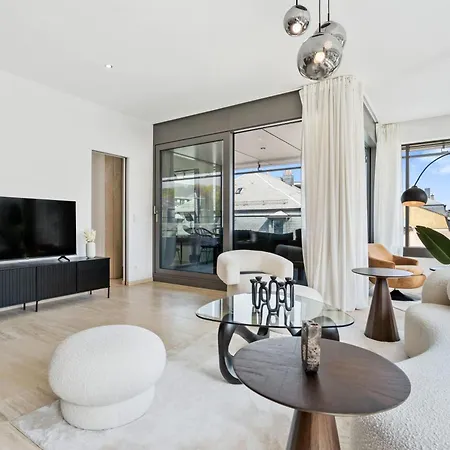 דירה Elegant 2br With Balcony In Haute Center