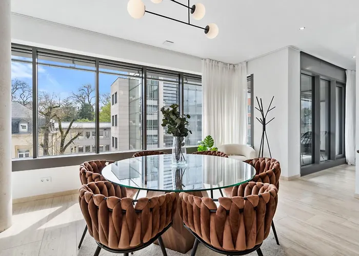 Apartment Elegant 2br With Balcony In Haute Center *